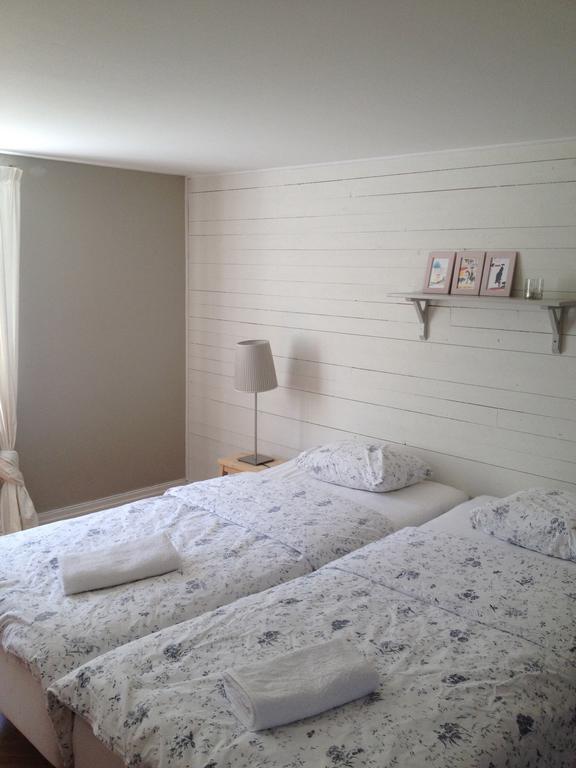 Bed and Breakfast Saebyholms Gard à Laholm Chambre photo